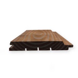 Échantillon de lames de terrasse en bois exotique