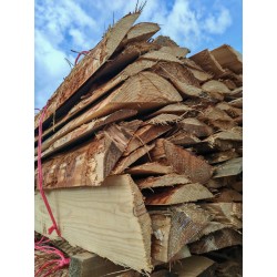 Palette de 60 dosses environ en Douglas de 2,50 m de long